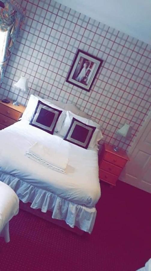 Bertie Pontypridd Hotel Trehafod ภายนอก รูปภาพ