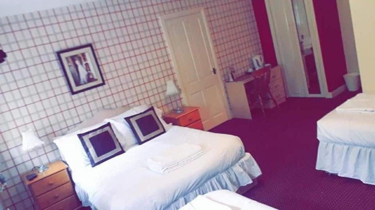 Bertie Pontypridd Hotel Trehafod ภายนอก รูปภาพ